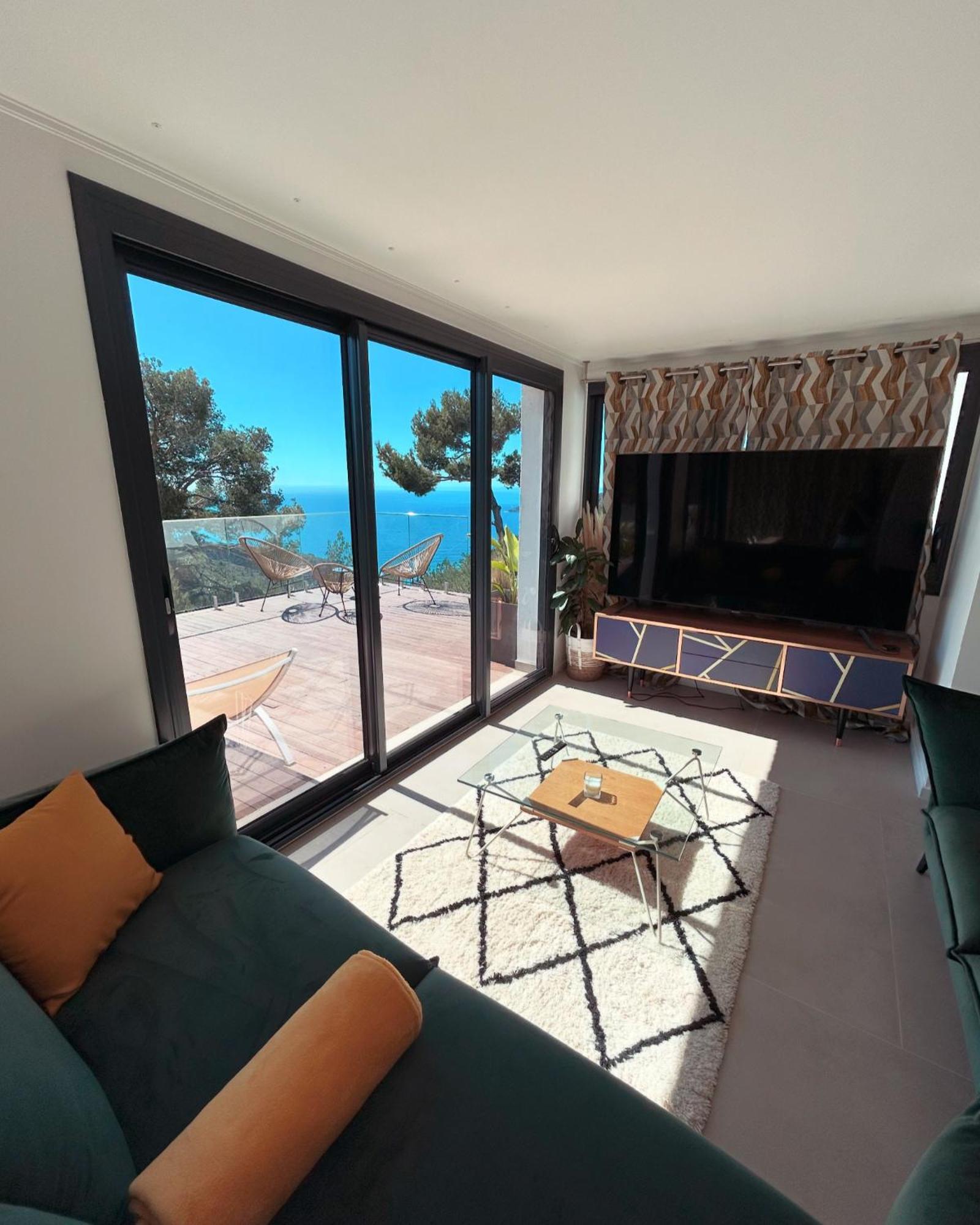 Eze - Appartement Dans Bas De Villa Avec Piscine Pres De Monaco Экстерьер фото